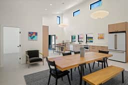 Modern Spacious Luxury Home in Town Ridgway - Image 4