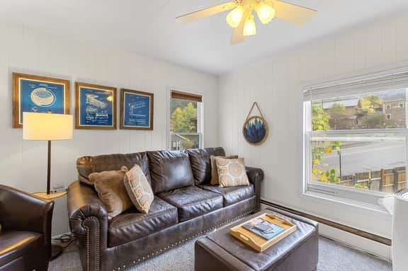 Historic Upper Level Condo-– Steps from Ouray Hot Springs - Image 5