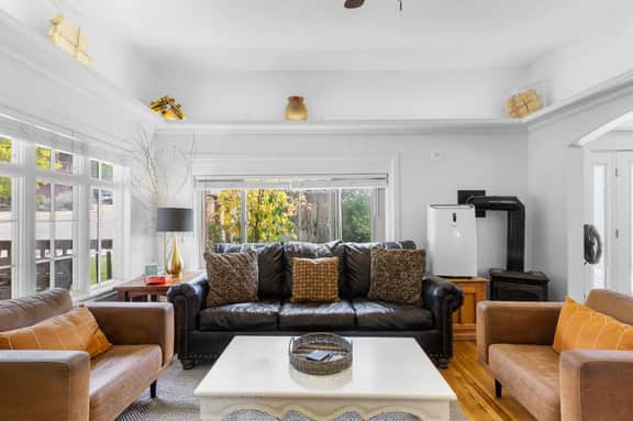 Main Level Haven – Steps from Ouray Hot Springs - Image 2