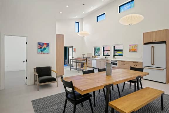 Modern Spacious Luxury Home in Town Ridgway - Image 4