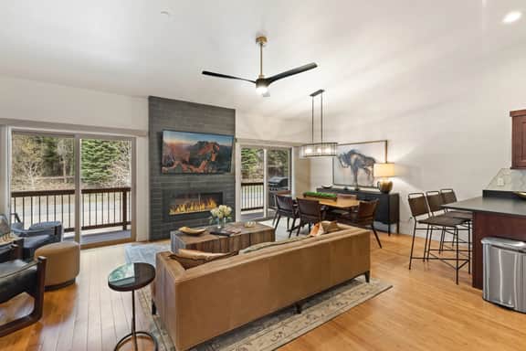 The Riverhaus – Modern Mountain Luxury - Image 2