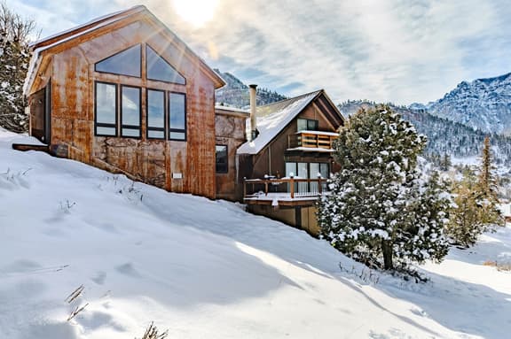 Amphitheater Haus | Decks, Fireplaces, Trails | 30 days - Image 1