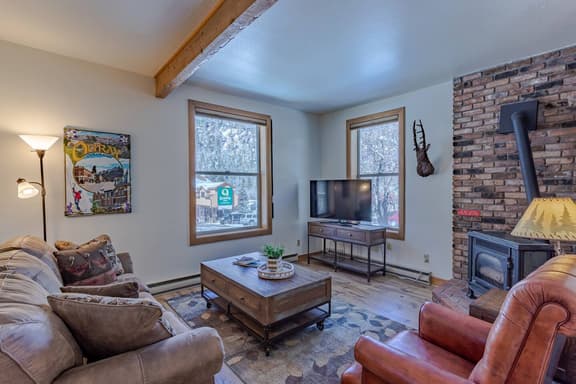 The Ouray Nook – Modern Comfort & AC - Image 1